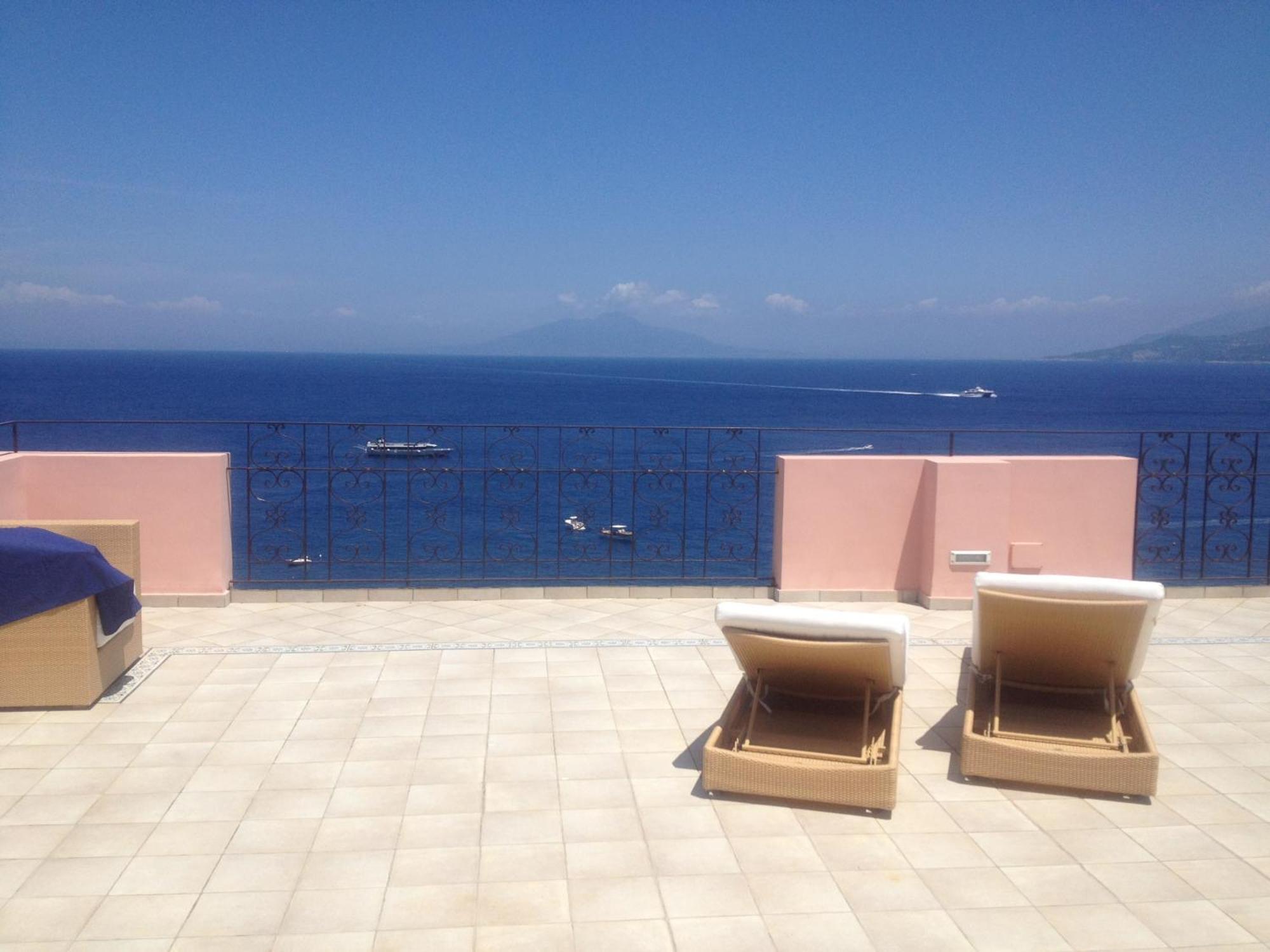 Capri Inn Εξωτερικό φωτογραφία