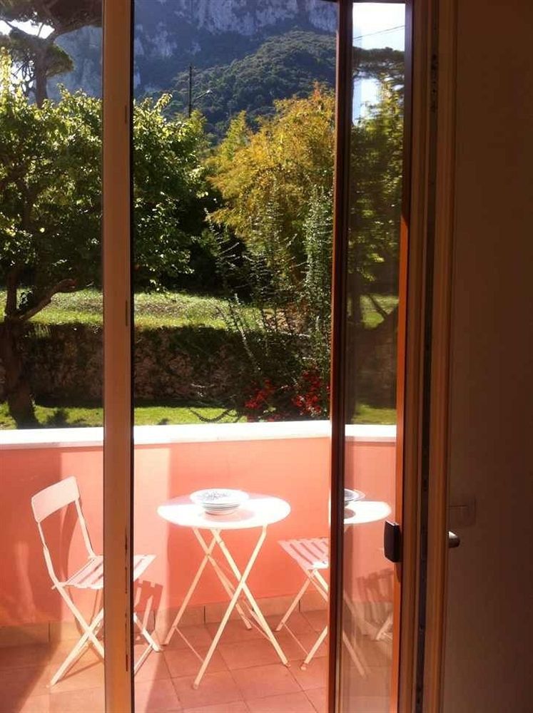Capri Inn Εξωτερικό φωτογραφία