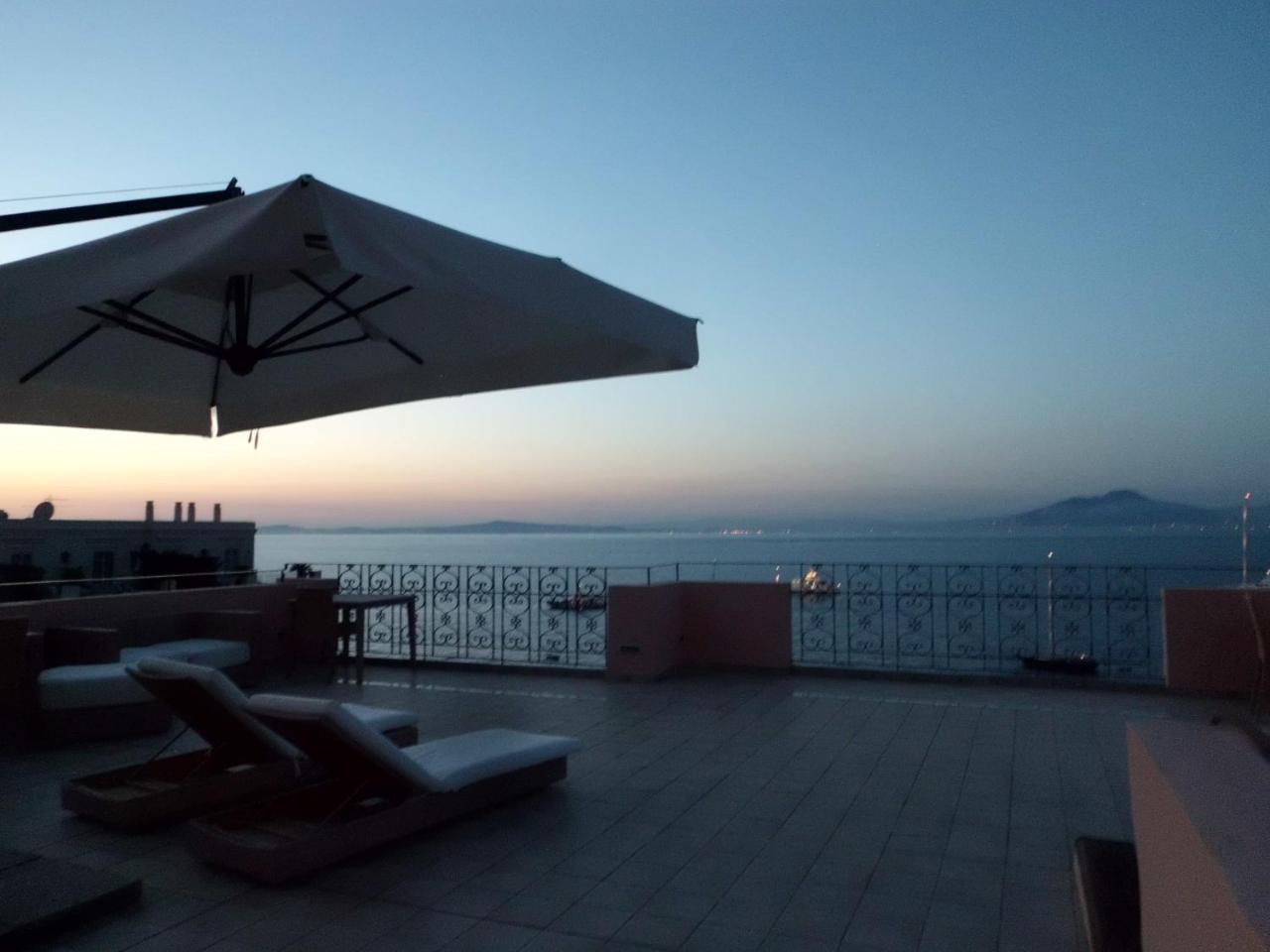 Capri Inn Εξωτερικό φωτογραφία